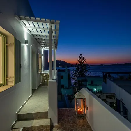 Lorenzo And Paros Apartman Náusza