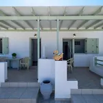 Lorenzo And Paros Náoussa