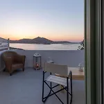 Lorenzo And Paros