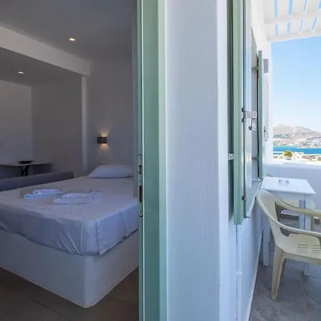 Lorenzo And Paros