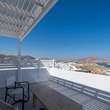 Lorenzo And Paros 아파트 *