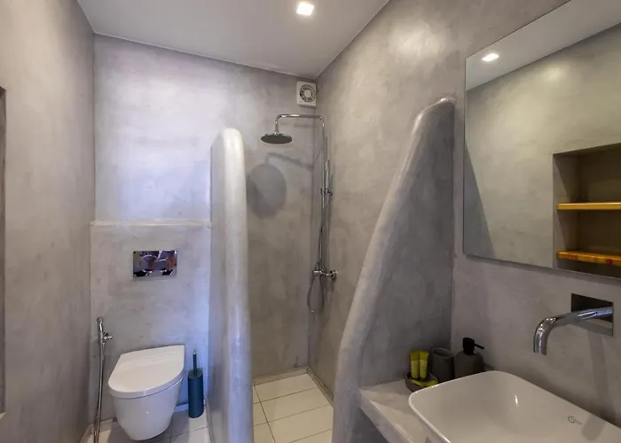 Apartament Lorenzo And Paros Nausa