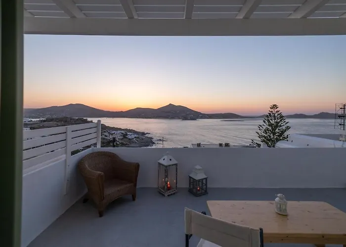 Lorenzo And Paros Apartament *