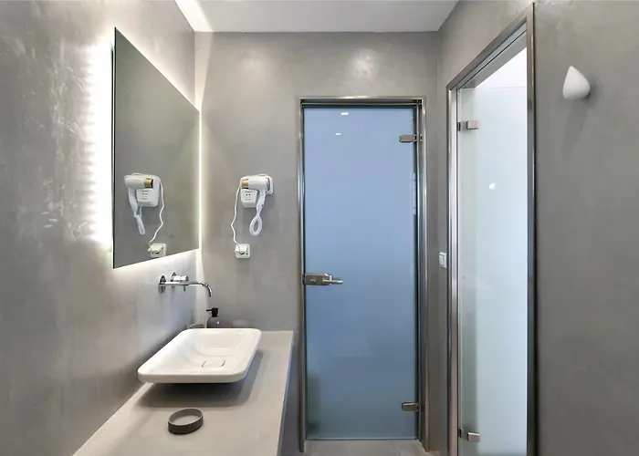 Apartament Lorenzo And Paros Nausa